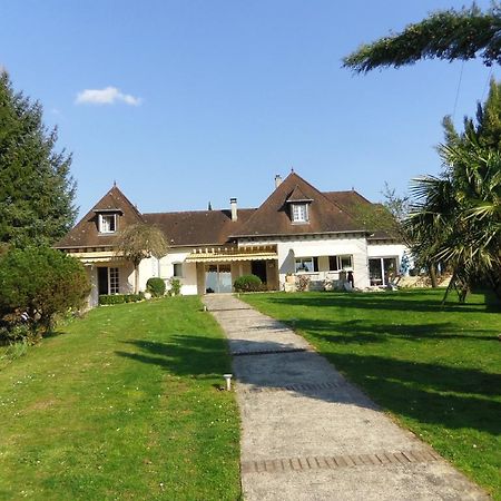 Chambres D'Hotes Le Saleix Donzenac Exterior foto